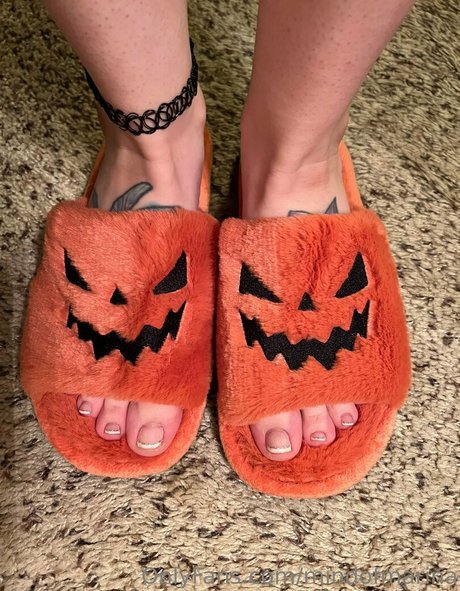 mindofmarina star high quality photo