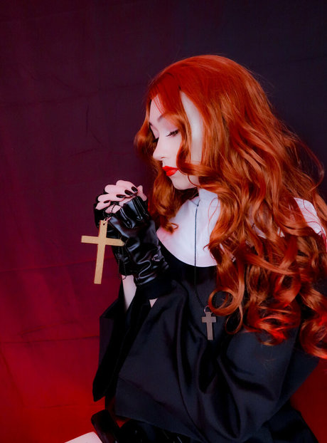 louvrissa pornstar sexy galleries