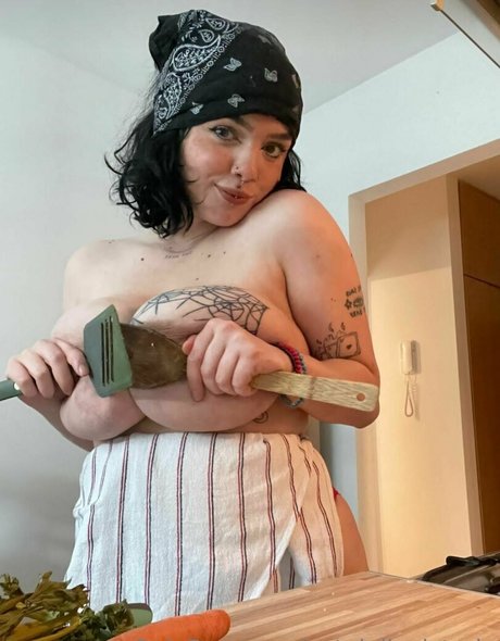 cutejuliavictoria star naked picture