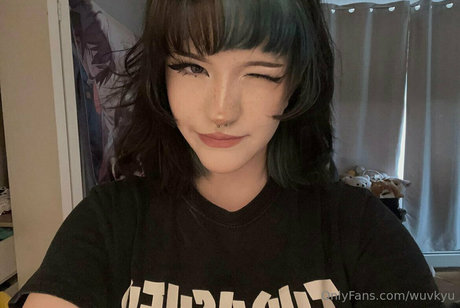 tiny tits onlyfans free archive