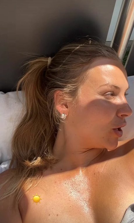 teen ladyboy onlyfans pornographic pic