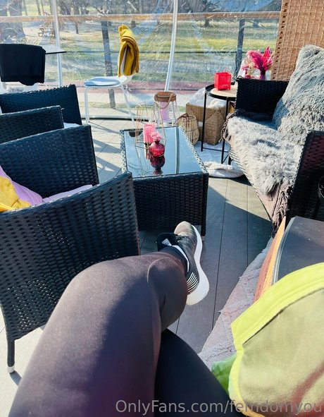 mom daughter onlyfans top photo