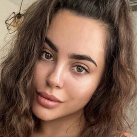 Karyna Kardelian free star gallery