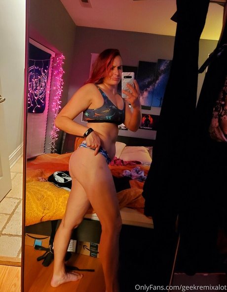 ohmyskulls erotic model galleries