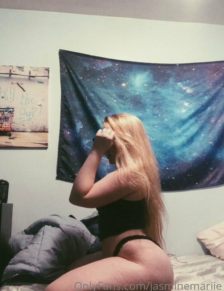 jasminemariie model adult pics