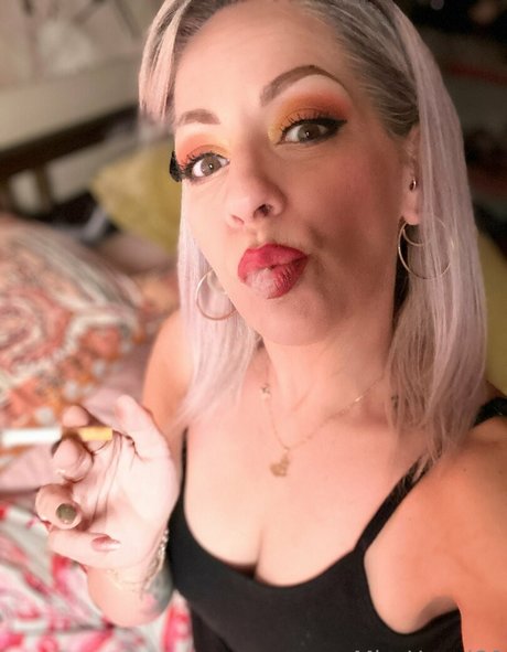 miss hazel80 star xxx archive