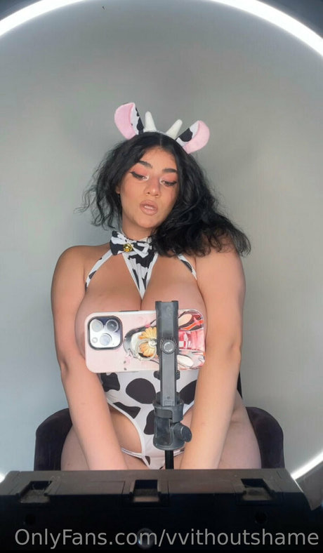 vvithoutshame star beautiful pics