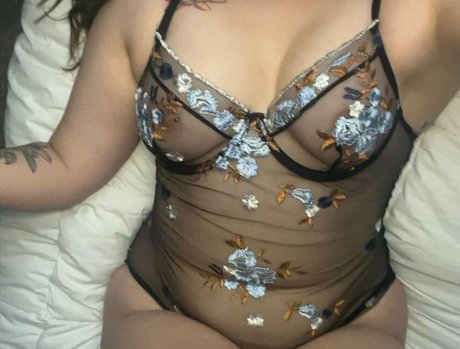 babe onlyfans beautiful naked photos