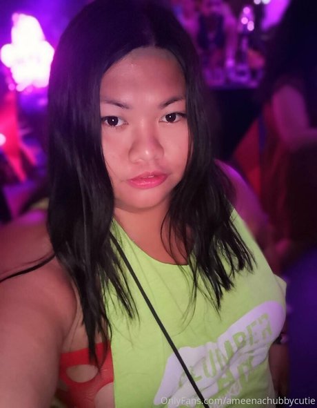 ameenachubbycutie star photo