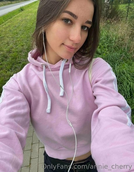 annie cherry adult star pics