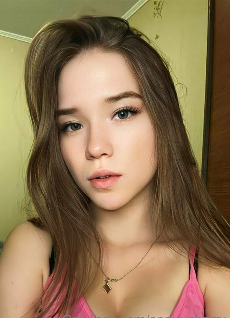 annie cherry nudes pornstar photo