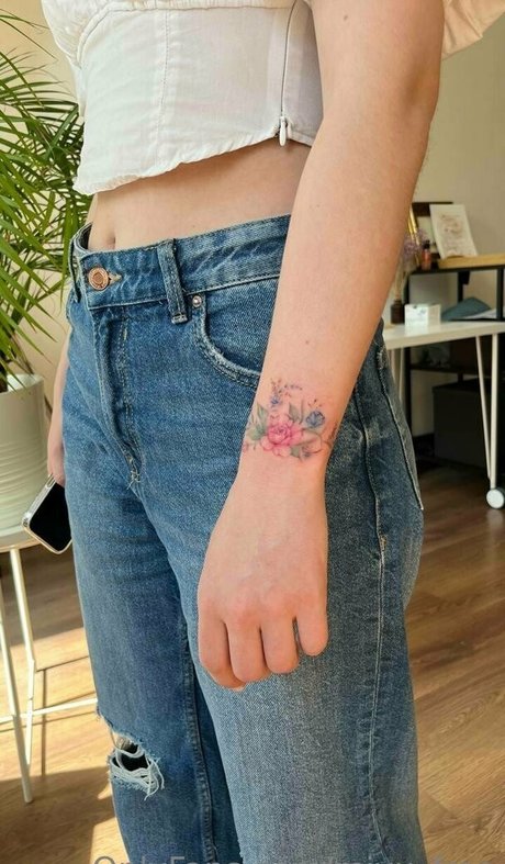 miyu free sexy model picture