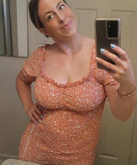 Daisy Dickson star sexy galleries