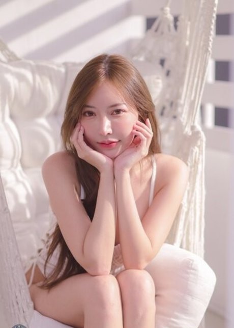 Champ Emmita model best gallery