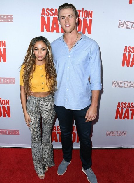 Vanessa Morgan star nude picture