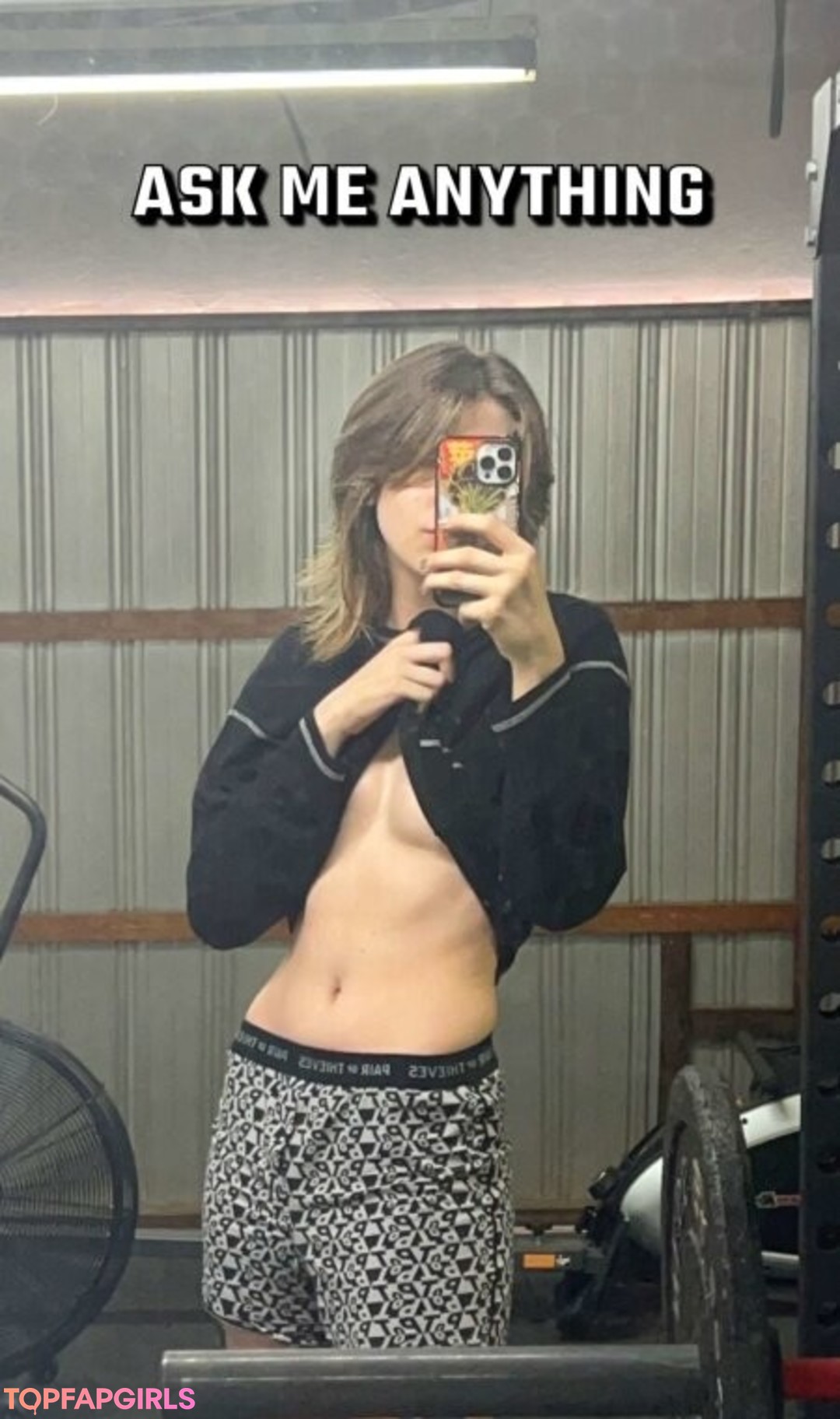 Onlyjayus sexy pornstar galleries