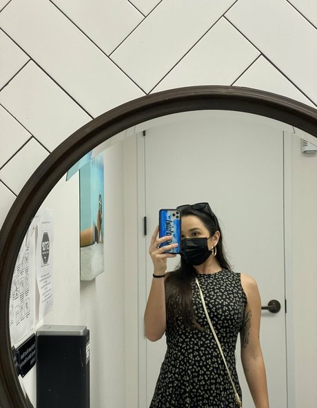 karleegrey art star images