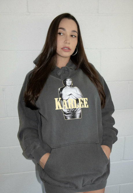 karleegrey nudes model pics