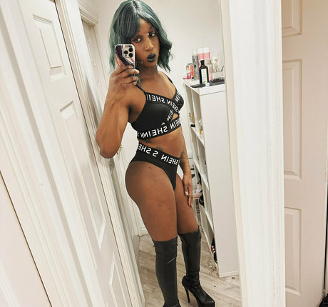 booty onlyfans hot nude picture