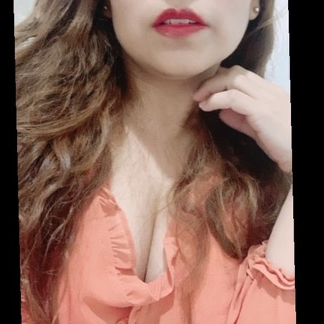 Nubia Salinas xxx model archive