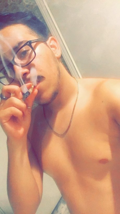 KingE nudes star gallery