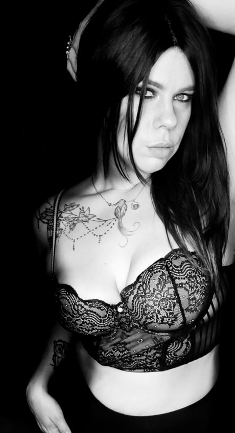 Ayni adult actress picture