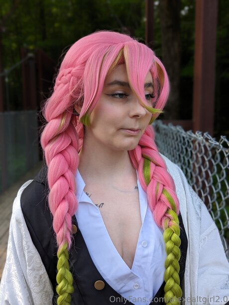 alxxe pornographic model pictures