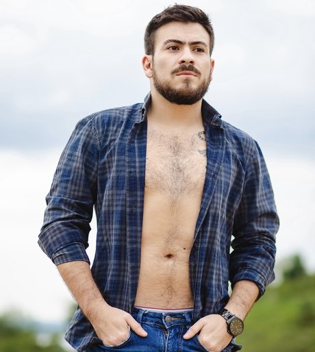 aminciyo model sex pic