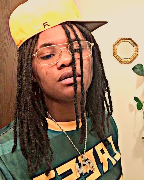 Atm Twinn nude star image