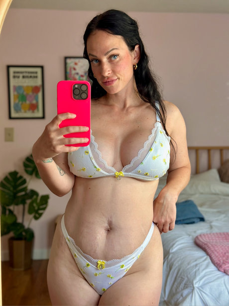 Amanda Wilde porn star galleries