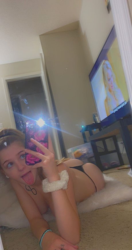 Amber Satin free pornstar img