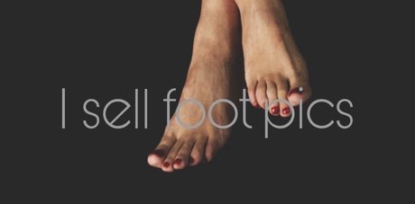 Nora Honey exclusive model pics