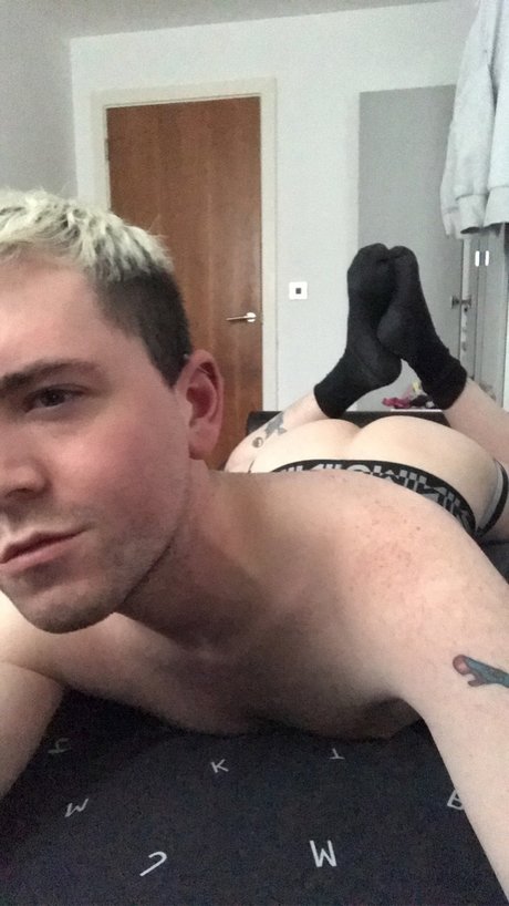 Adxmsxcrxt naked actress image