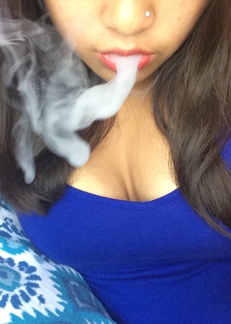 Denielle Rosewood model naked pic