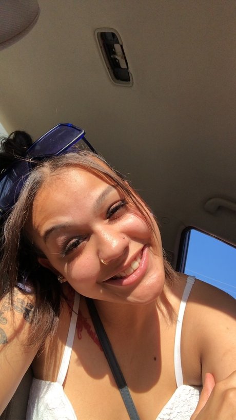 Katrina Reyes Andrews pornstar adult pic