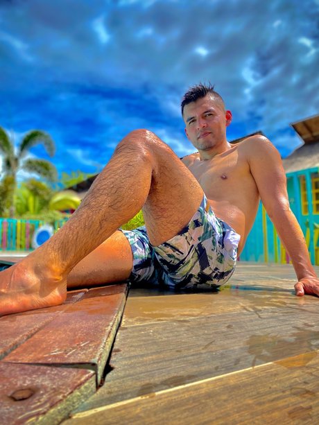 Alejandro Tulande exclusive model galleries