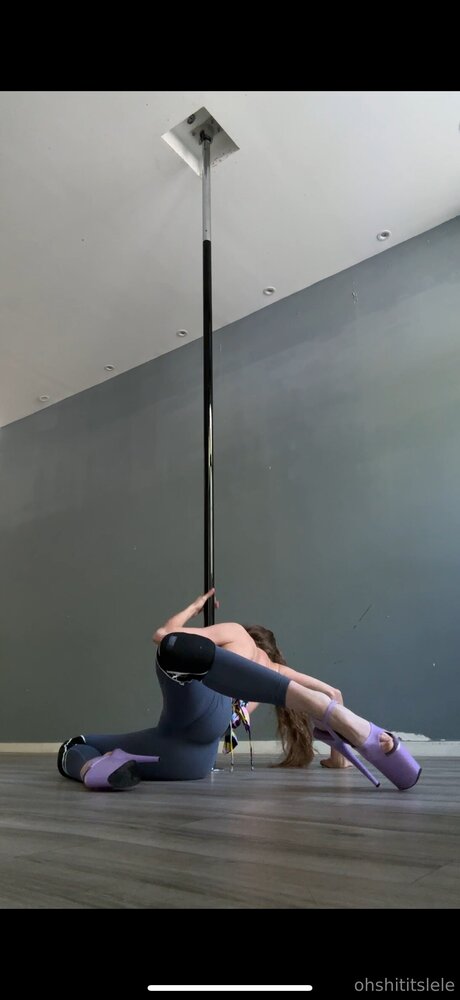 Lele O model perfect pics