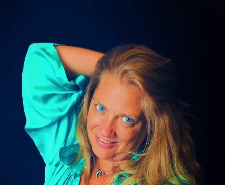 _Jen Hall_ free actress img