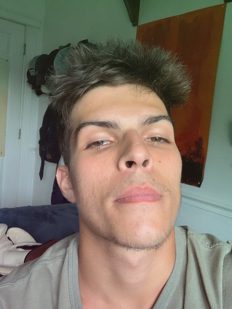 SauceDaddy nice model pics