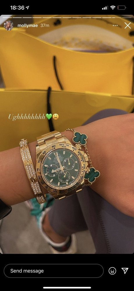 SKIMASKSUZI best model photos