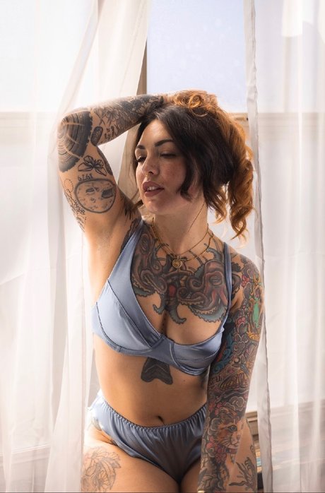 huge shemale onlyfans beautiful naked picture