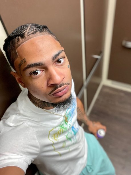 Saucy 6ix pornographic star pic