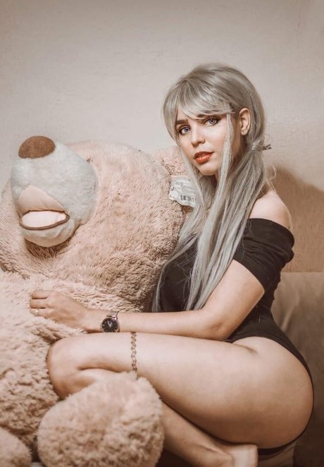 Odett Mart pornstar erotic archive