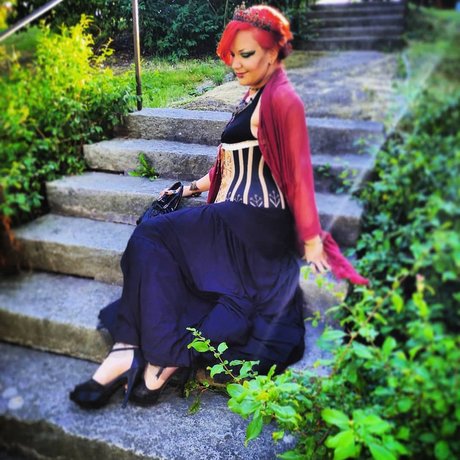 Udda pretty model img