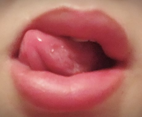 Sexy Cubanita model high quality photo