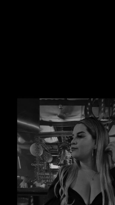 Alexandra Bernal model nice photos