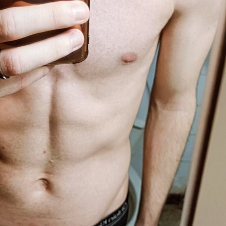 dav7Off pornstar nude pics