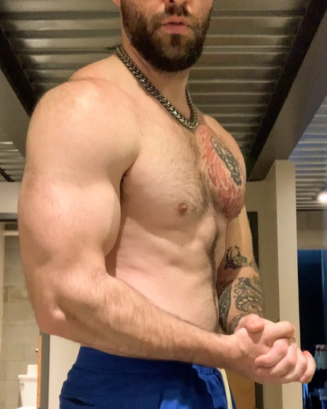 Keenan perfect model galleries