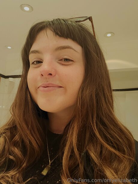 Peachy Eliza_ star erotic gallery