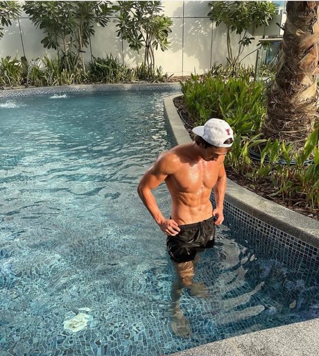 Big boy Adam_ star exclusive photo